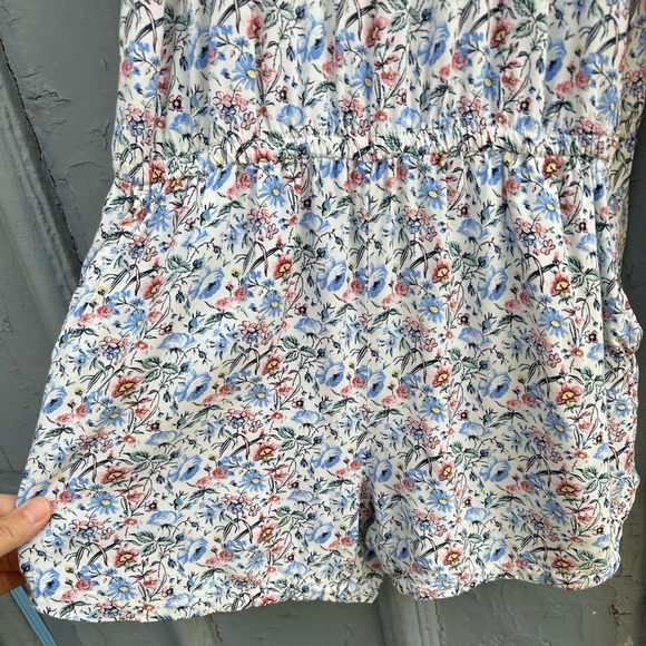 Gap Floral Shortall Jumpsuit, size “Large” 10 - Picture 8 of 9